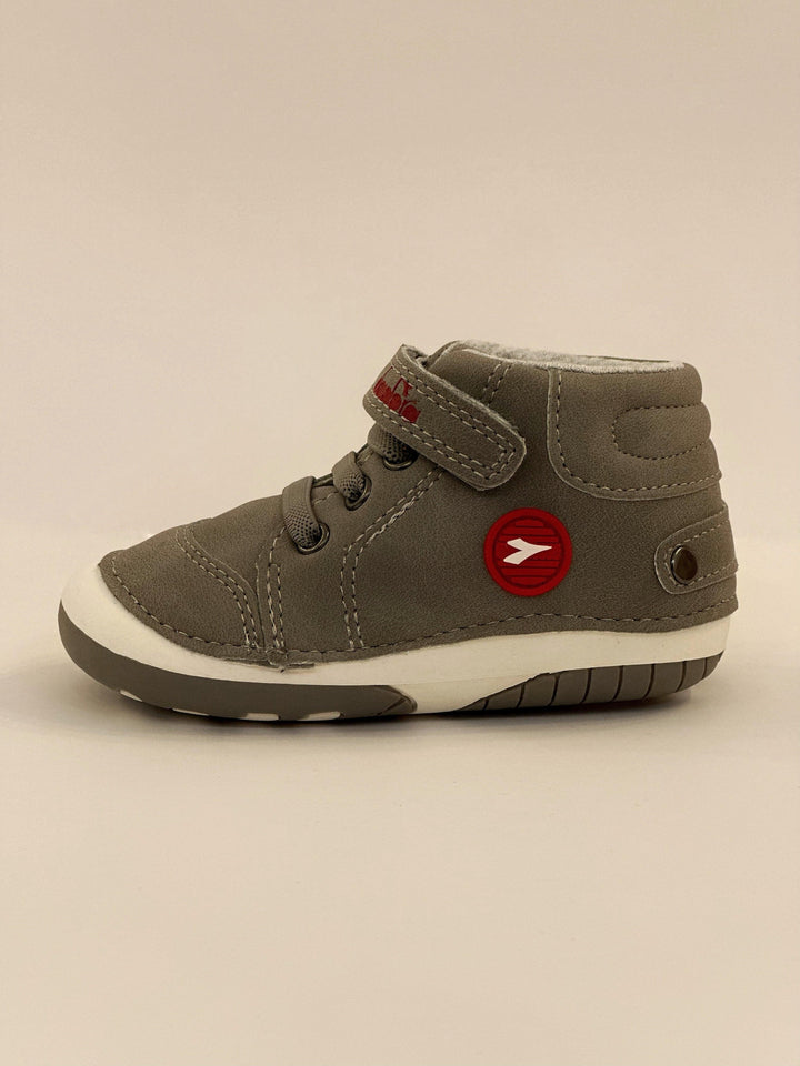 حذاء Diadora ولادي - AYliN Shop