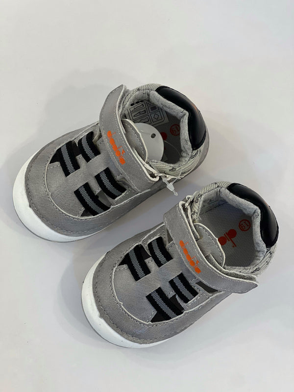 حذاء Diadora ولادي - AYliN Shop